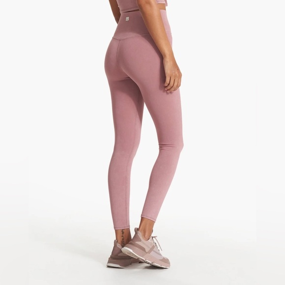 Washed Studio Performance Leggings - Picture 3 of 7